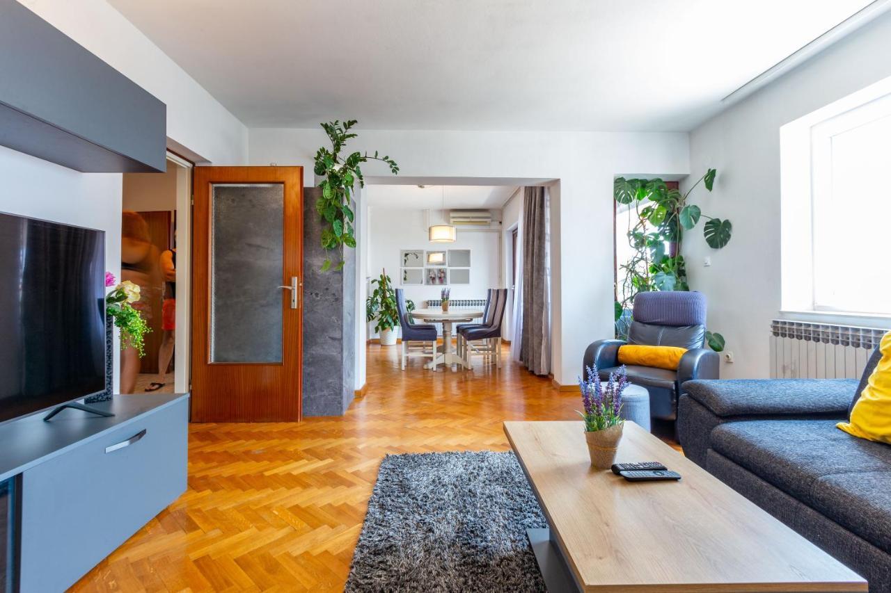 Katina Apartment With Private Pool Zadar Buitenkant foto