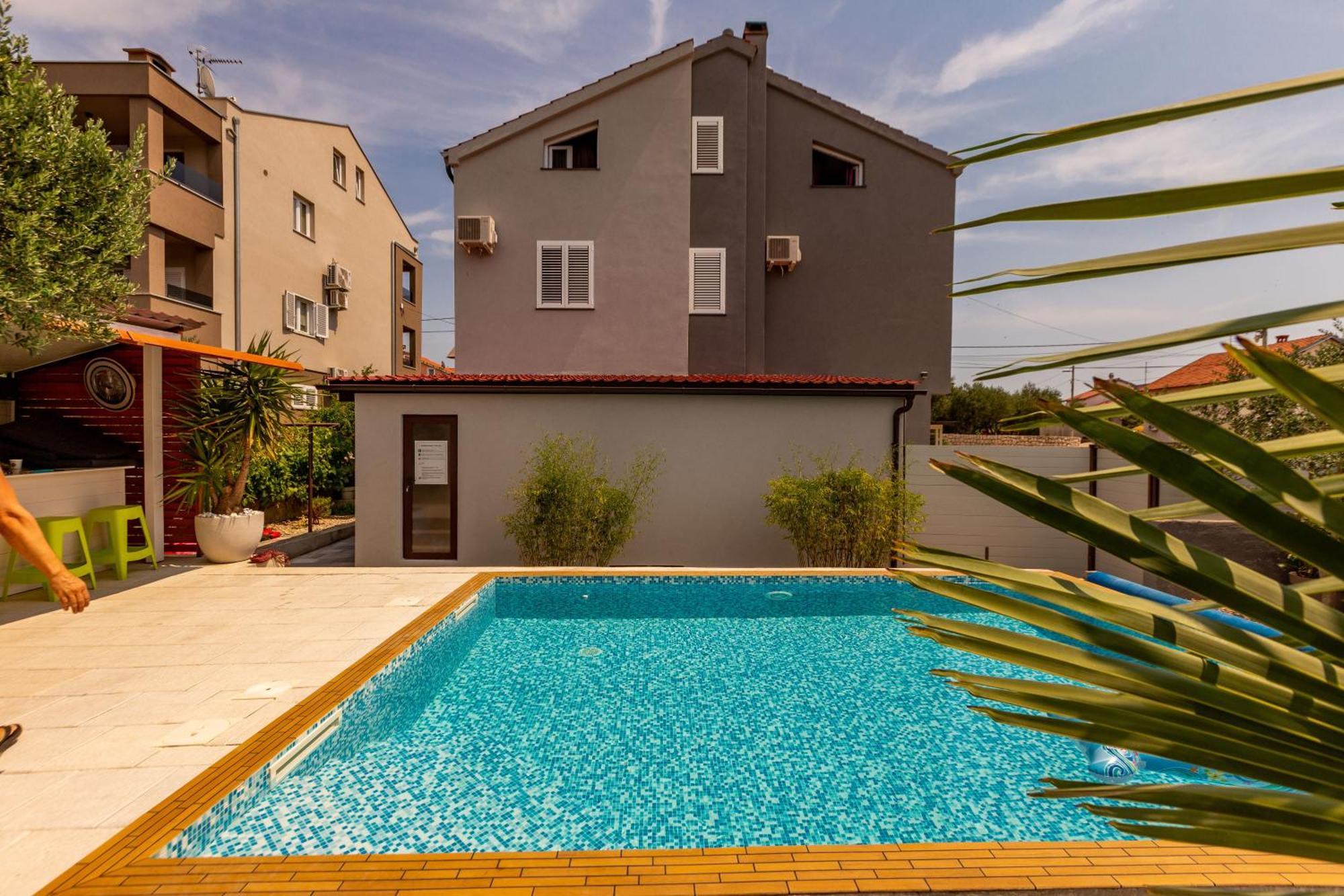 Katina Apartment With Private Pool Zadar Buitenkant foto